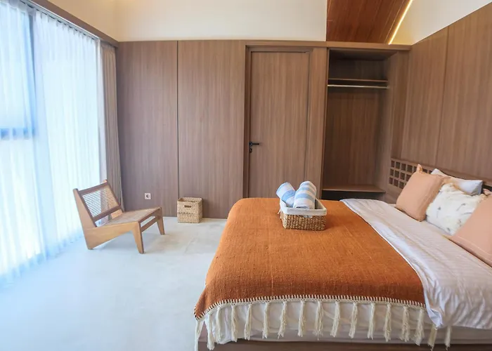 Brand New Tropical With Pool - Minutes To Melasti & *