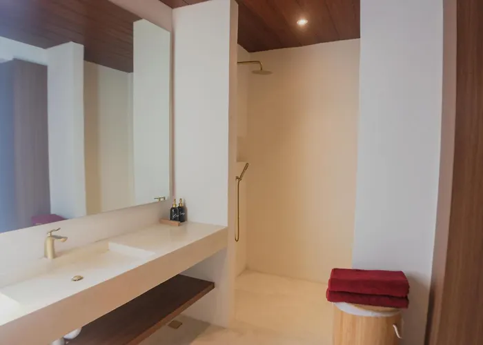 Brand New Tropical With Pool - Minutes To Melasti & فيلة *